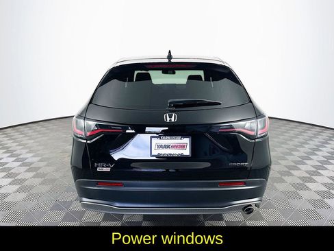 Used 2023 Honda HR-V Sport image 9