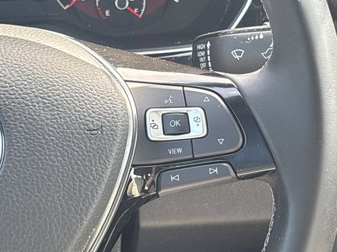 Used 2019 Volkswagen Jetta R-Line FWD image 5