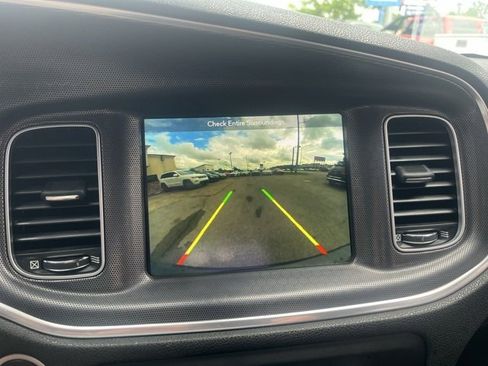 Used 2018 Dodge Charger GT image 23