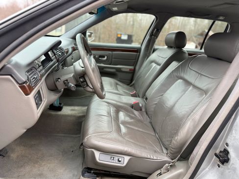 Used 1999 Cadillac De Ville D'Elegance FWD image 9