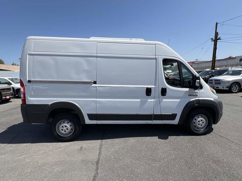 Used 2014 RAM ProMaster 1500 w/ Premium Appearance Group image 8