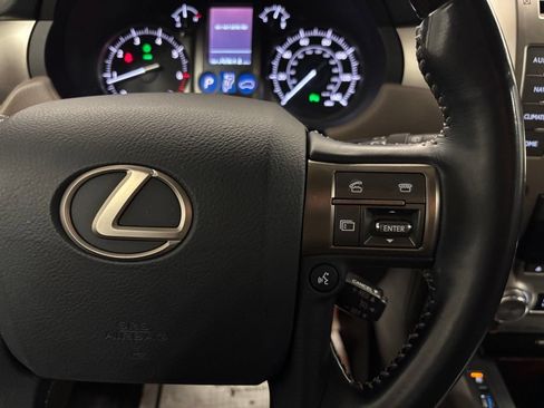 Used 2018 Lexus GX 460 Premium w/ Premium Package AWD/4WD image 26