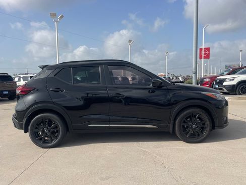 Certified 2024 Nissan Kicks SR w/ SR Premium Package FWD image 6
