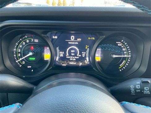 Used 2024 Jeep Wrangler Unlimited Rubicon 4xe image 14