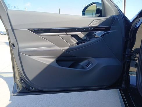 New 2026 BMW 530i 530i Loaner image 20