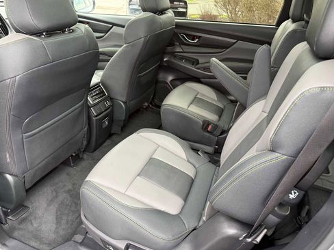 Used 2025 Subaru Ascent Onyx Edition image 17