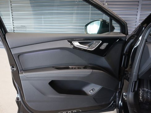 Certified 2024 Audi Q4 e-tron Premium Plus image 23