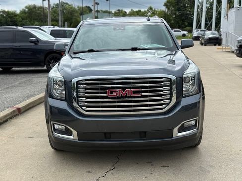 Used 2019 GMC Yukon SLT w/ Premium Edition AWD/4WD image 3