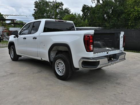 Used 2022 GMC Sierra 1500 Pro w/ Convenience Package RWD image 3