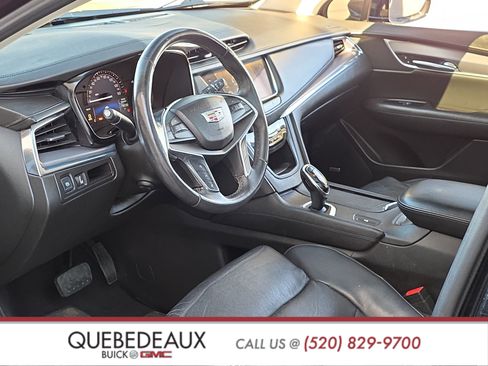 Used 2017 Cadillac XT5 Luxury w/ Driver Awareness Package image 12