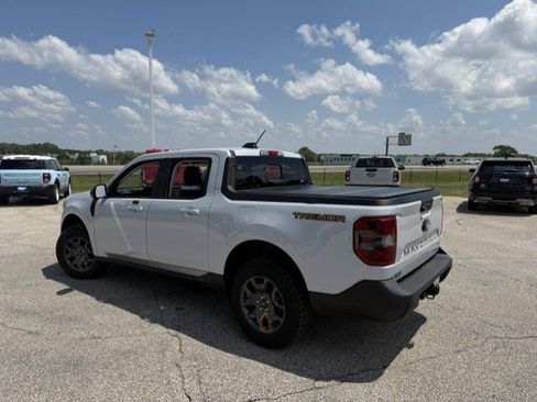 Used 2025 Ford Maverick Tremor AWD/4WD image 6