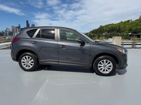 Used 2016 MAZDA CX-5 Touring w/ Bose/Moonroof Package FWD image 2