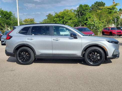 Used 2025 Honda CR-V Sport-L image 3