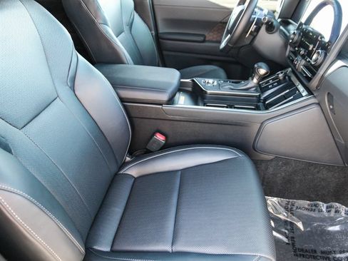 Certified 2025 Lexus GX 550 w/ Accessory Package (2T) AWD/4WD image 18