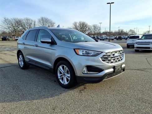 Certified 2020 Ford Edge SEL image 3
