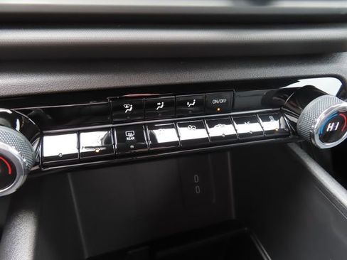 Used 2025 Chevrolet Silverado EV W/T AWD/4WD image 33
