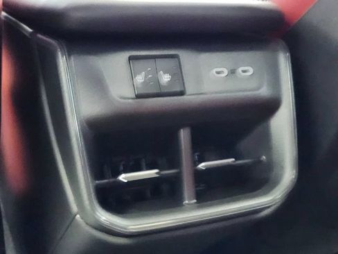 New 2026 Dodge Charger R/T AWD/4WD image 18