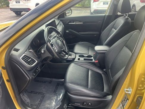 Used 2021 Kia Seltos SX w/ SX Sunroof Package image 14