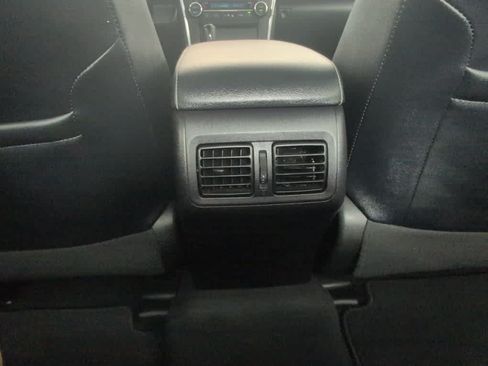 Used 2017 Toyota Camry XLE w/ Moonroof Package FWD image 19