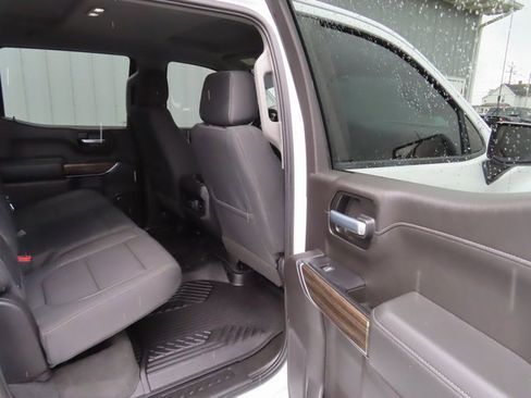 Used 2020 Chevrolet Silverado 1500 RST image 25