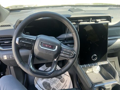 New 2026 GMC Terrain AT4 w/ Technology Package II AWD/4WD image 8