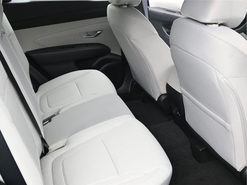 New 2026 Hyundai Tucson SE AWD/4WD image 8