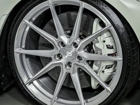 Used 2021 Ferrari F8 Tributo RWD image 8