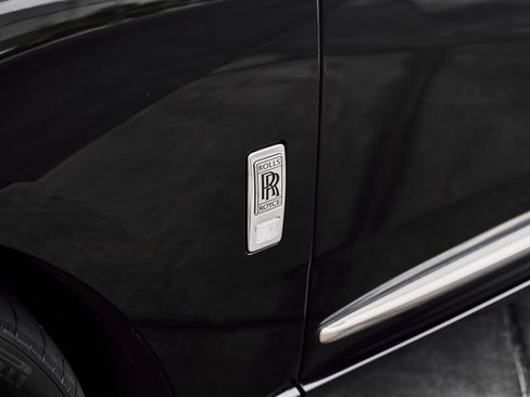 Used 2025 Rolls-Royce Cullinan AWD/4WD image 11