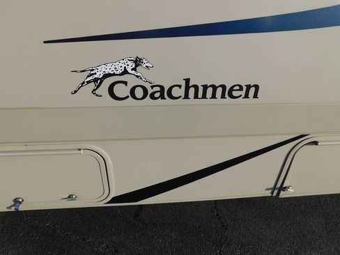 Used 2015 Ford E-450 and Econoline 450 Super Duty w/ Motorhome Prep Package RWD image 17