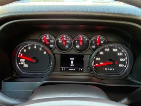 Used 2024 Chevrolet Silverado 1500 Custom RWD image 18