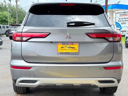 Used 2022 Mitsubishi Outlander SE FWD image 15