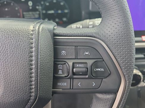 New 2026 Toyota 4Runner Limited AWD/4WD image 16