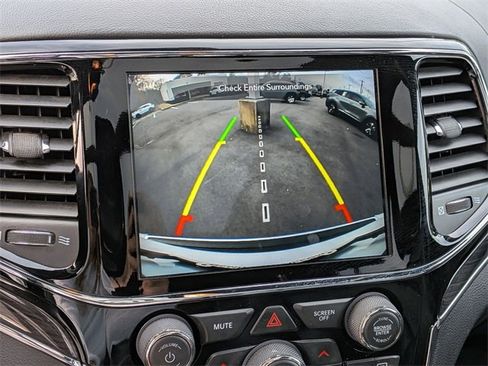 Used 2020 Jeep Grand Cherokee Overland image 22