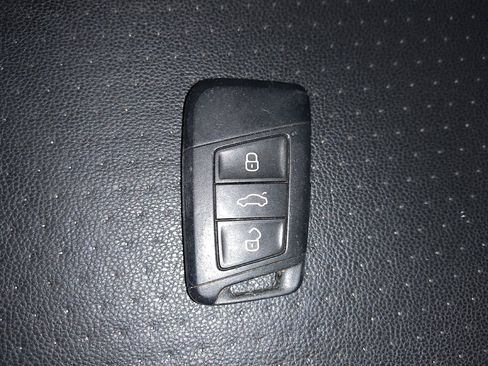 Used 2019 Volkswagen Jetta SE FWD image 32