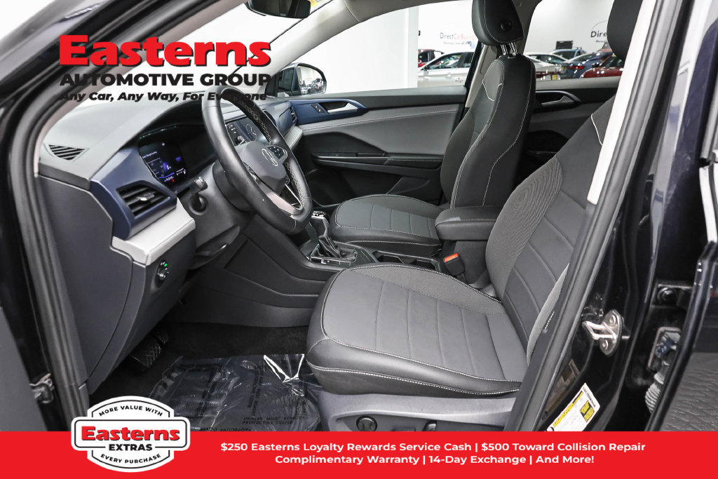 Used 2024 Volkswagen Taos SE FWD image 15