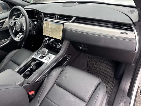 Used 2025 Jaguar F-PACE R-Dynamic S AWD/4WD image 13