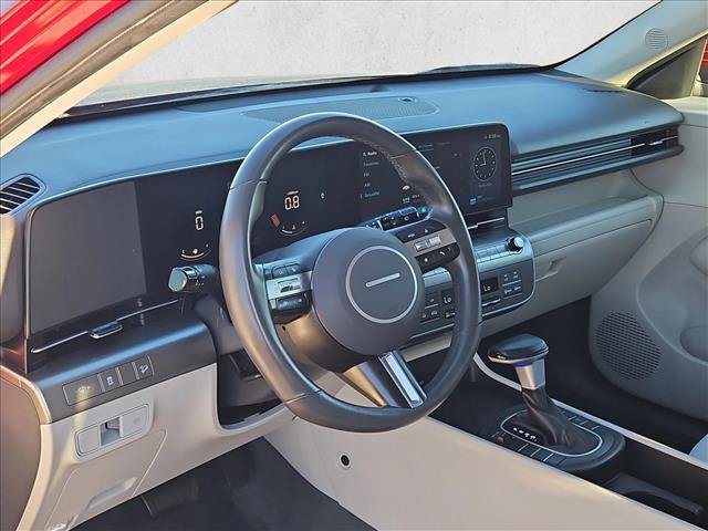 Used 2025 Hyundai Kona SEL FWD image 10