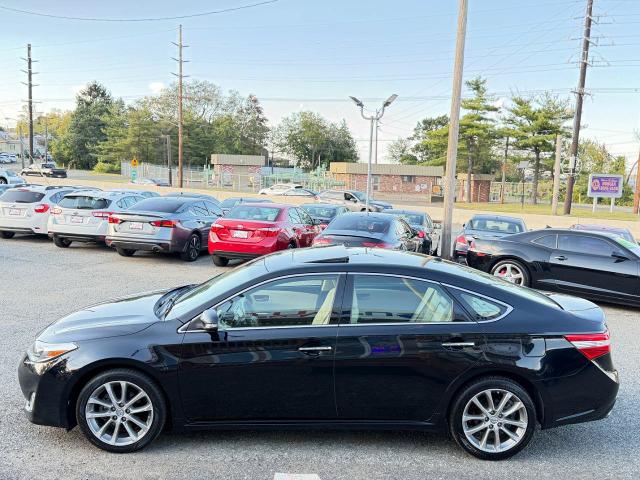 Used 2015 Toyota Avalon XLE Touring FWD image 7
