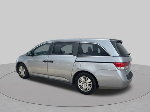 Used 2016 Honda Odyssey LX image 15