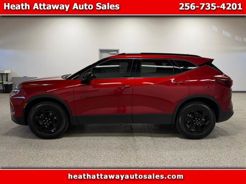 Used 2024 Chevrolet Blazer LT w/ Convenience Package FWD image 1