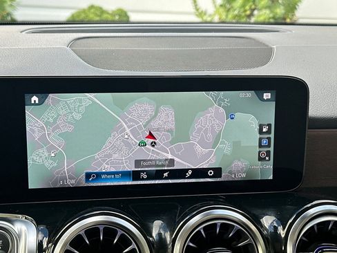 Used 2023 Mercedes-Benz EQB 300 300 w/ Exclusive Package image 15