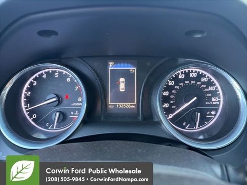 Used 2019 Toyota Camry SE image 17
