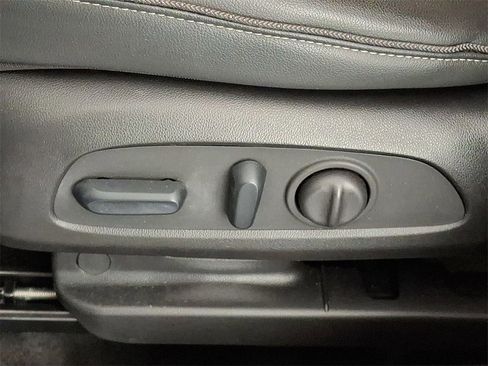 Used 2023 Buick Encore GX Preferred w/ Cold Weather Comfort Package image 20