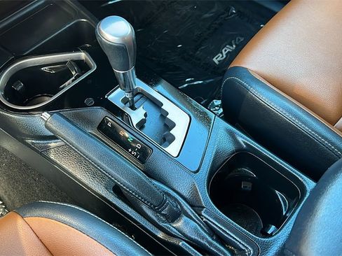 Used 2017 Toyota RAV4 Limited w/ Advanced Technology Package image 13