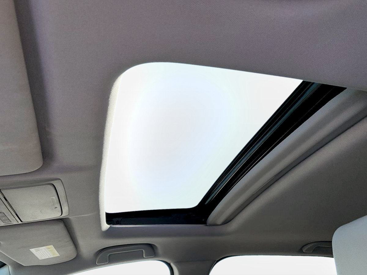 Used 2019 Honda CR-V Touring image 29