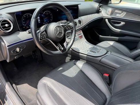 Used 2022 Mercedes-Benz E 350 Sedan image 11