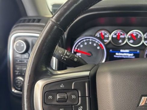 Used 2019 Chevrolet Silverado 1500 LT Trail Boss AWD/4WD image 13