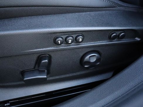 New 2025 Alfa Romeo Giulia w/ Veloce Package Rwd image 19