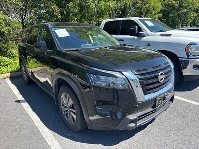 Used 2024 Nissan Pathfinder S