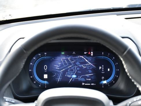 Certified 2025 Volvo XC40 B5 Plus image 23